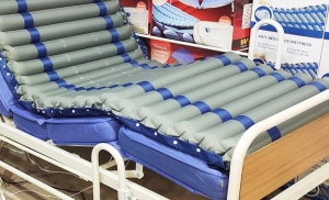 Yatalak Hastalar İçin Tuvaletli Yatak